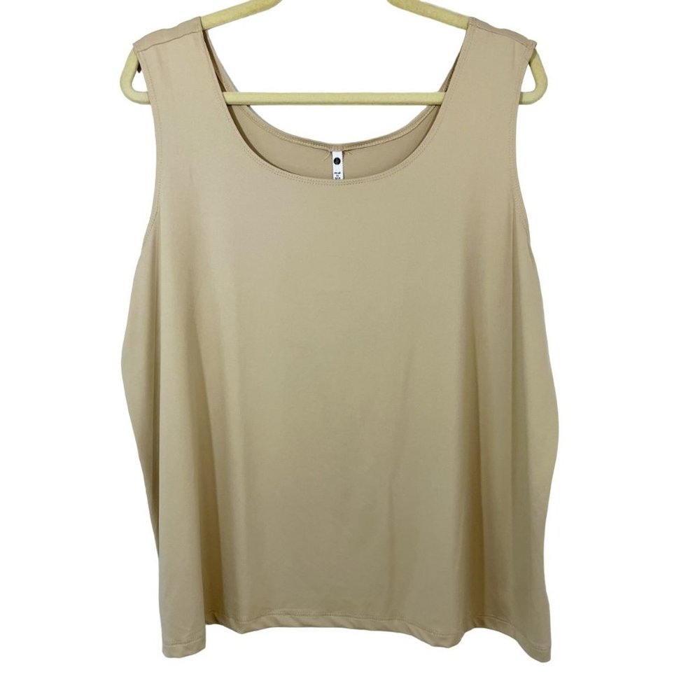 NEW Leo & Nicole Nude Tank Top Round Neckline Sleeveless Nylon Spandex Size 2X